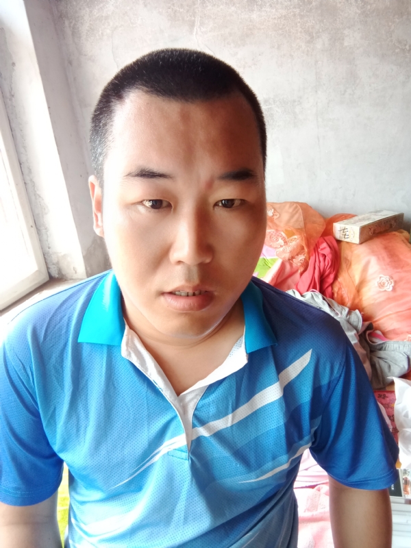 灰太狼的第一张照片--晋江相亲网