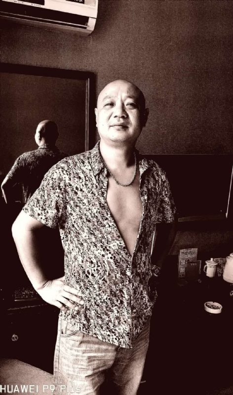该谁是谁的第一张照片--晋江相亲网