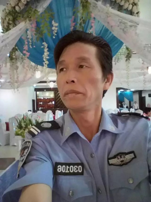卧窗听雨的第二张照片--晋江相亲网