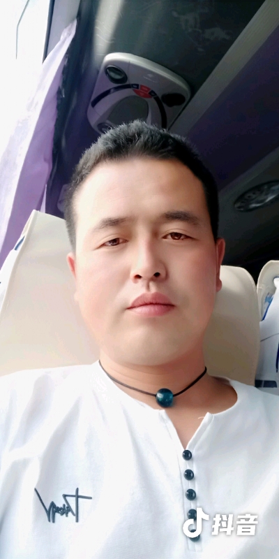 瞬间被爱上的第一张照片--晋江相亲网