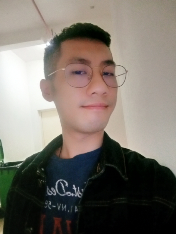 赫兹的第一张照片--晋江相亲网