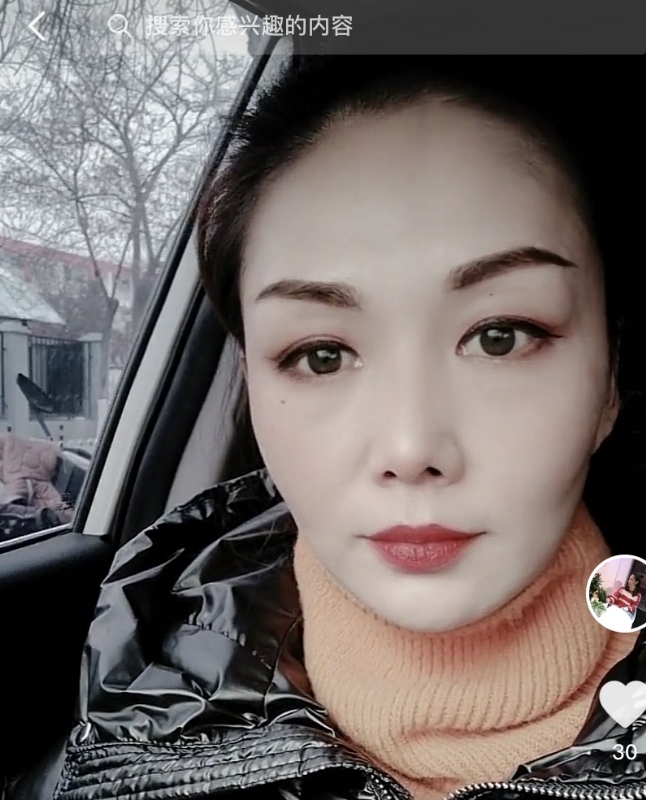 蔷薇的第一张照片--晋江相亲网
