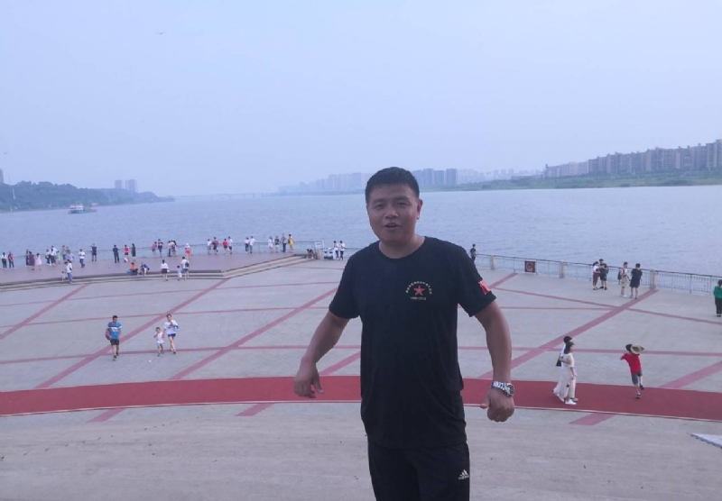 曾经心疼的我的第一张照片--晋江相亲网