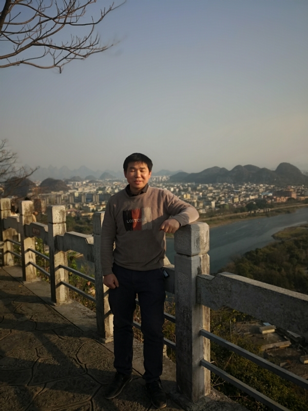 漓江之上的第三张照片--晋江相亲网