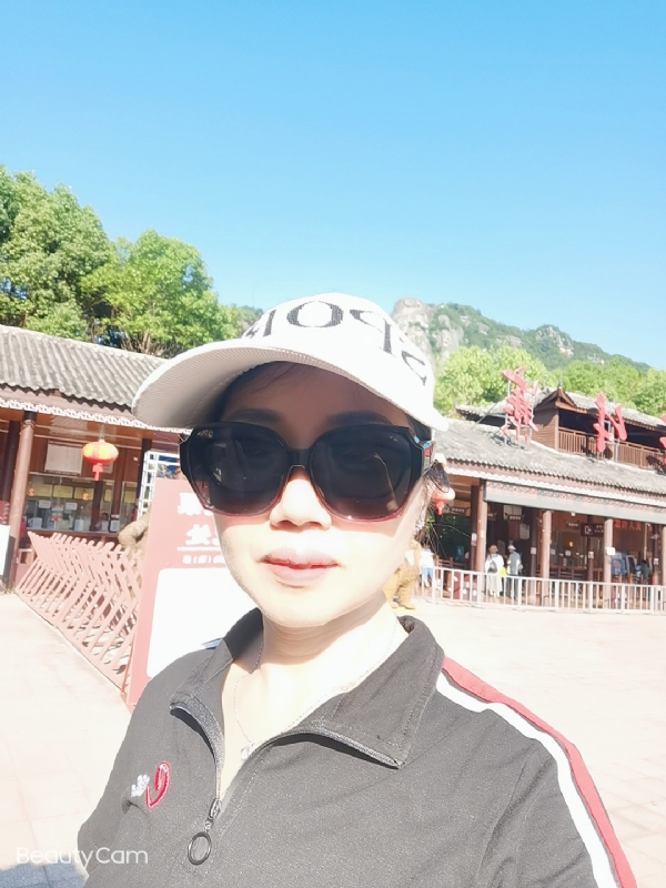 山百合的第一张照片--晋江相亲网