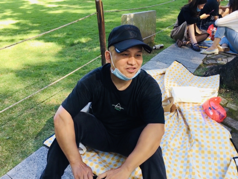 好大一颗石头的第一张照片--晋江相亲网