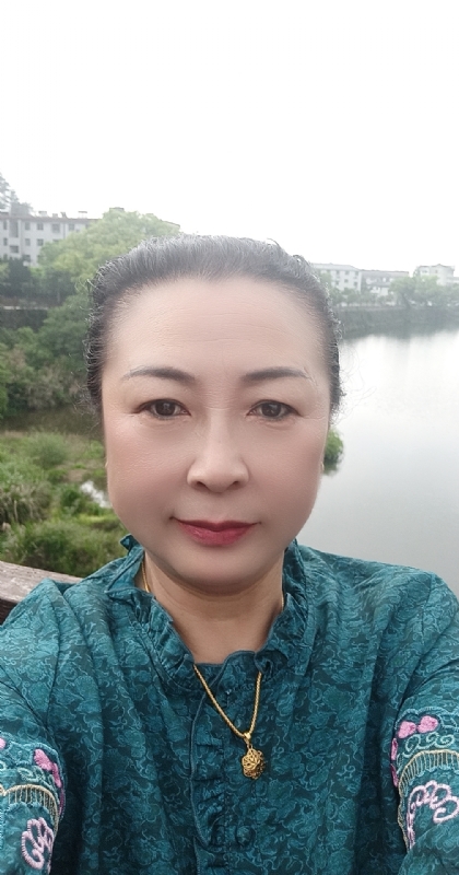 雨中情的第一张照片--晋江相亲网