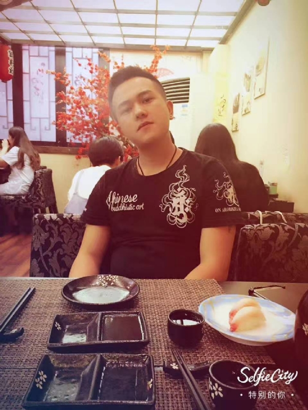 夏天的第四张照片--晋江相亲网