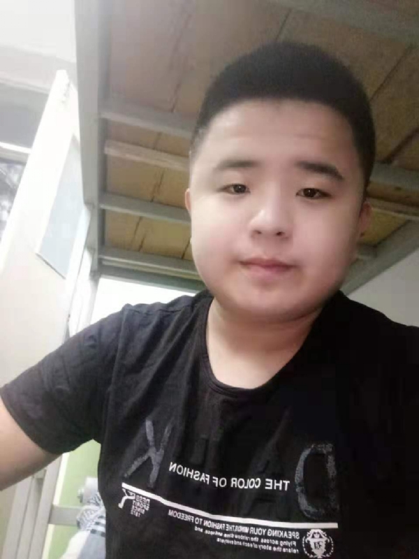 打小就爱淘气的第一张照片--晋江相亲网