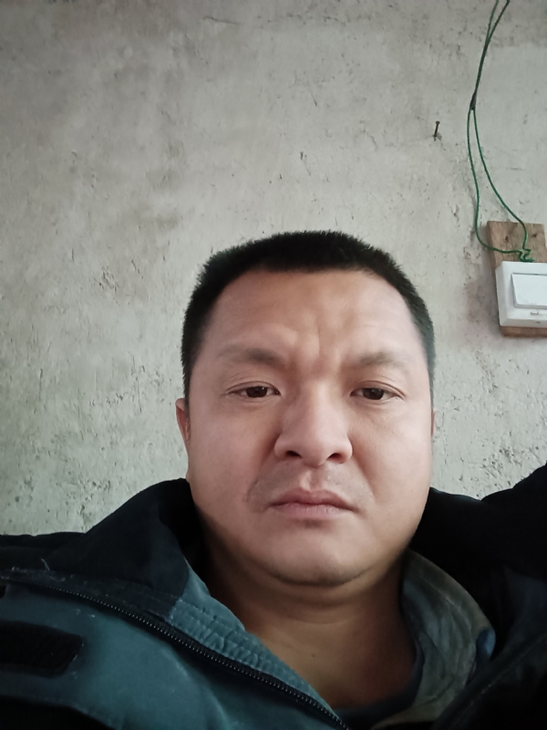 兰成龙的第二张照片--晋江相亲网