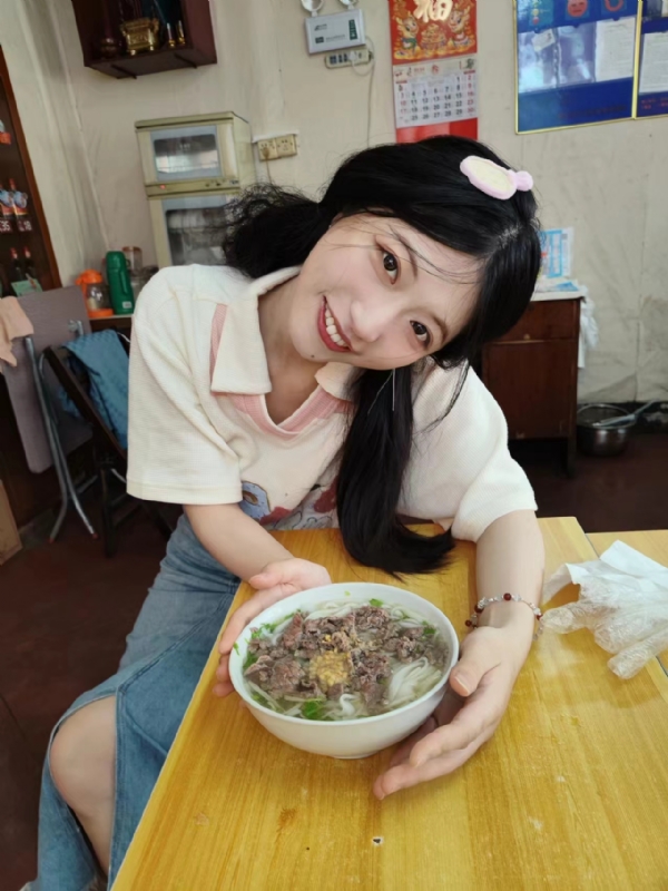 甜果的第二张照片--晋江相亲网
