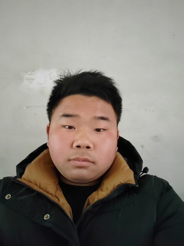 精神饱满的第四张照片--晋江相亲网