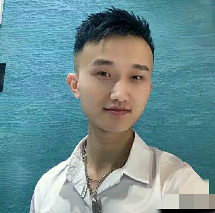 小哥哥的第一张照片--晋江相亲网