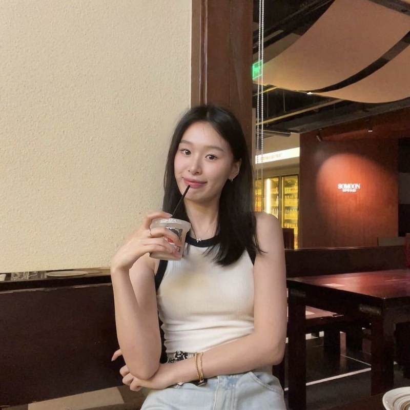 羽毛的第一张照片--晋江相亲网