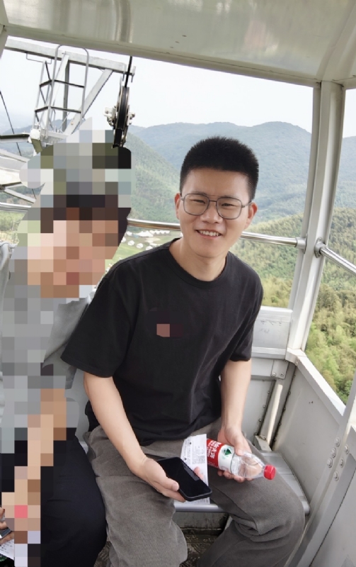 奔奔笨笨的第三张照片--晋江相亲网